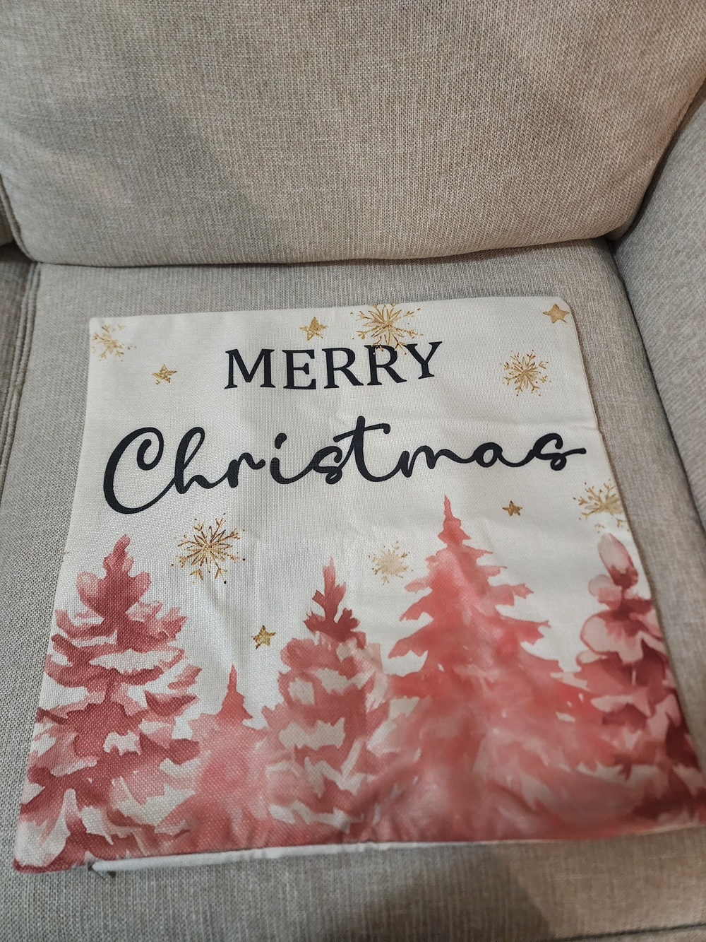 Pink Christmas Decorative Pillow Covers. Set of 4.  16" x 16" .  NWOT